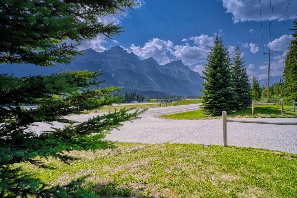 5 Mins To Banff - Cozy Townhome 2Br&2Bath - Banff Pass Included Canmore Exteriér fotografie