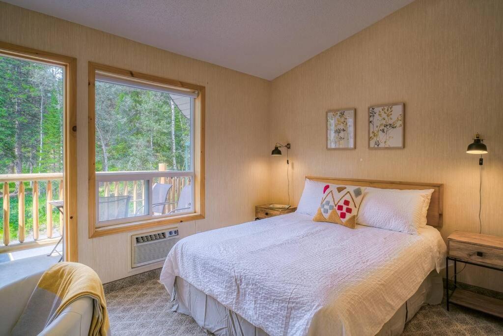 5 Mins To Banff - Cozy Townhome 2Br&2Bath - Banff Pass Included Canmore Exteriér fotografie