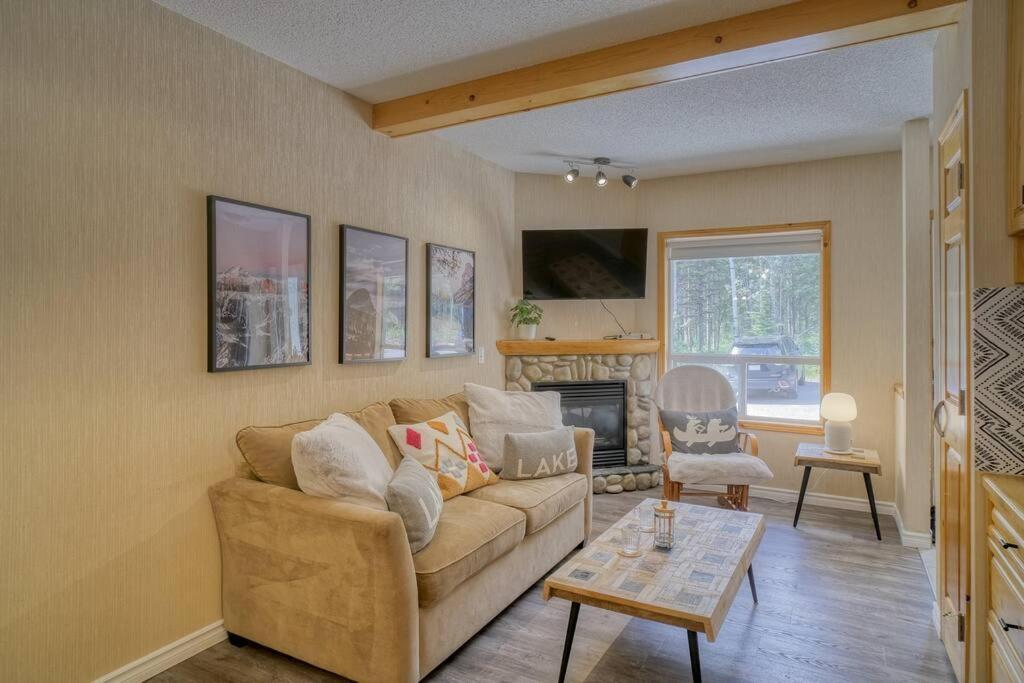 5 Mins To Banff - Cozy Townhome 2Br&2Bath - Banff Pass Included Canmore Exteriér fotografie